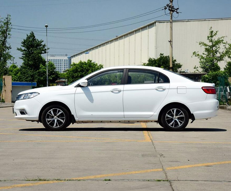 力帆汽車力帆620EV-2015款 改款 620EV 換電