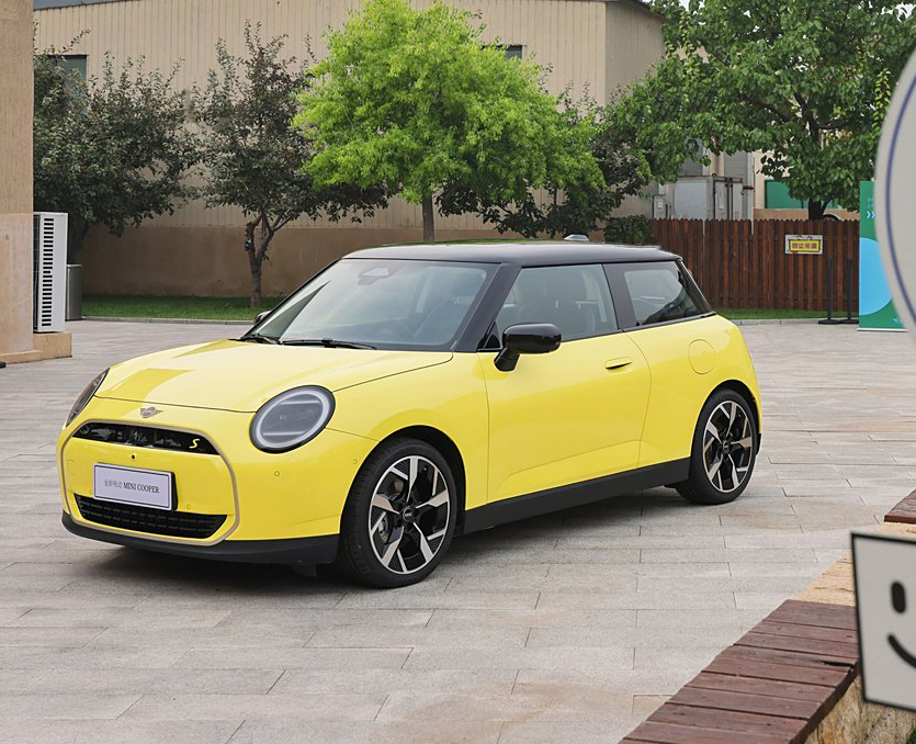 mini電動MINI COOPER-電動MINI COOPER 2024款 452km COOPER SE 1/65限定版