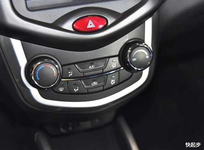 長(zhǎng)安汽車(chē)-奔奔EV