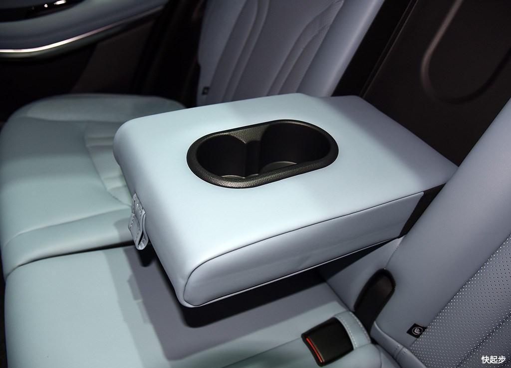 長安汽車-長安CS75PHEV