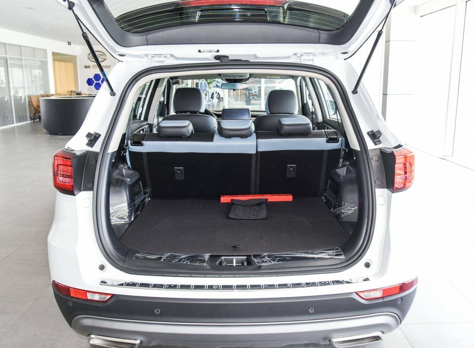 長安汽車-長安CS75PHEV