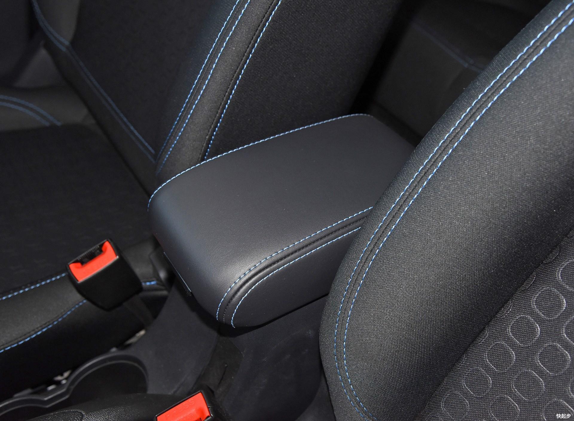 長安汽車-長安CS15EV