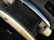 謳歌謳歌ILX