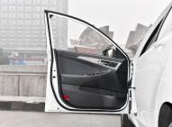 長(zhǎng)安汽車逸動(dòng)EV