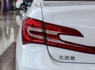 比亞迪比亞迪秦EV