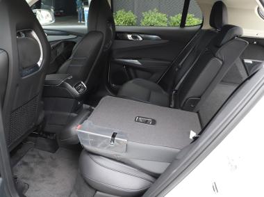 領(lǐng)克領(lǐng)克01 PHEV