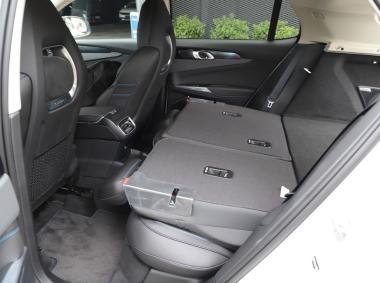 領(lǐng)克領(lǐng)克01 PHEV
