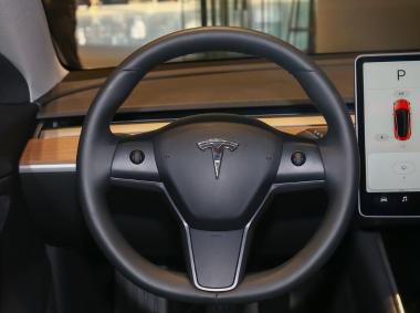 特斯拉特斯拉Model 3