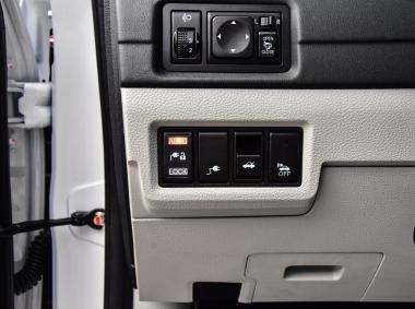 東風風行風行景逸S50EV