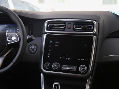 領(lǐng)克領(lǐng)克01 PHEV
