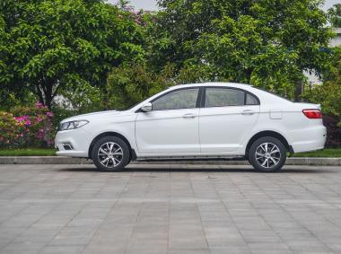 力帆汽車力帆650 EV
