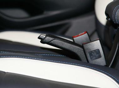長(zhǎng)安汽車(chē)長(zhǎng)安CS15EV