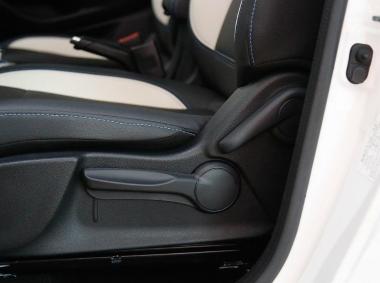 長安汽車長安CS15EV