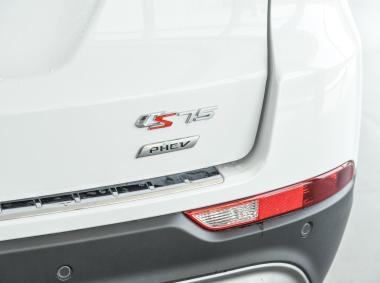 長安汽車長安CS75PHEV
