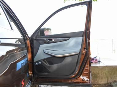長安汽車長安CS75PHEV