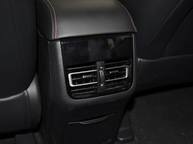 長安汽車長安CS75PHEV