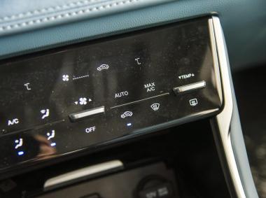 長(zhǎng)安汽車長(zhǎng)安CS75PHEV