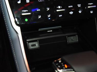 長安汽車長安CS75PHEV
