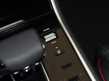 長安汽車長安CS75PHEV
