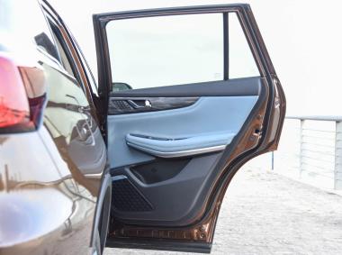 長安汽車長安CS75PHEV