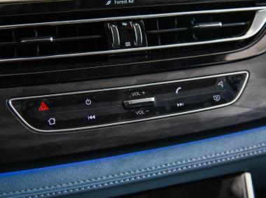 長(zhǎng)安汽車長(zhǎng)安CS75PHEV