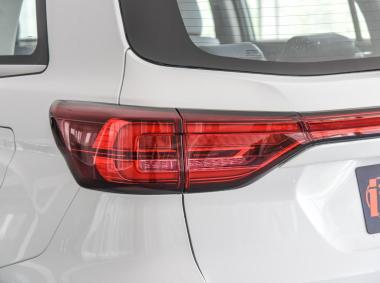 長安汽車-長安CS75PHEV