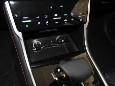 長(zhǎng)安汽車長(zhǎng)安CS75PHEV