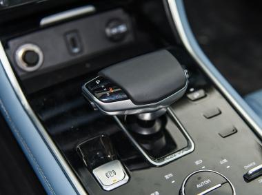 長安汽車長安CS75PHEV