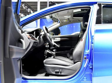 長安汽車逸動ET