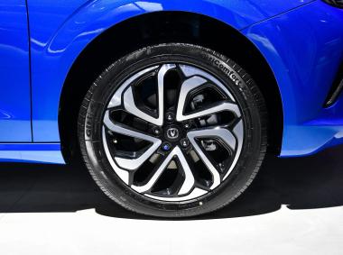 長(zhǎng)安汽車(chē)逸動(dòng)ET