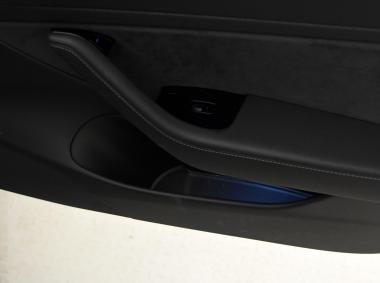特斯拉特斯拉Model 3