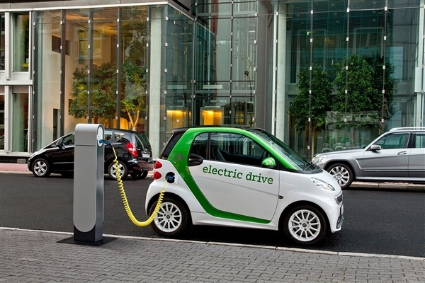 2019年12月新能源車市場插混車保值率比純電動車高