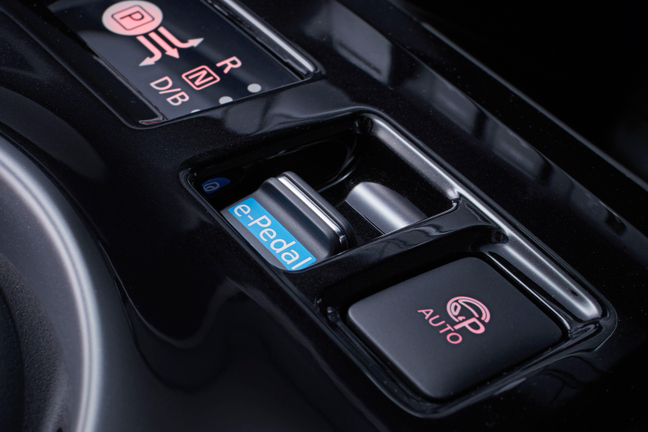 日產(chǎn)e-Pedal單踏板駕駛模式 確認(rèn):電動汽車在2019年首次超過手冊