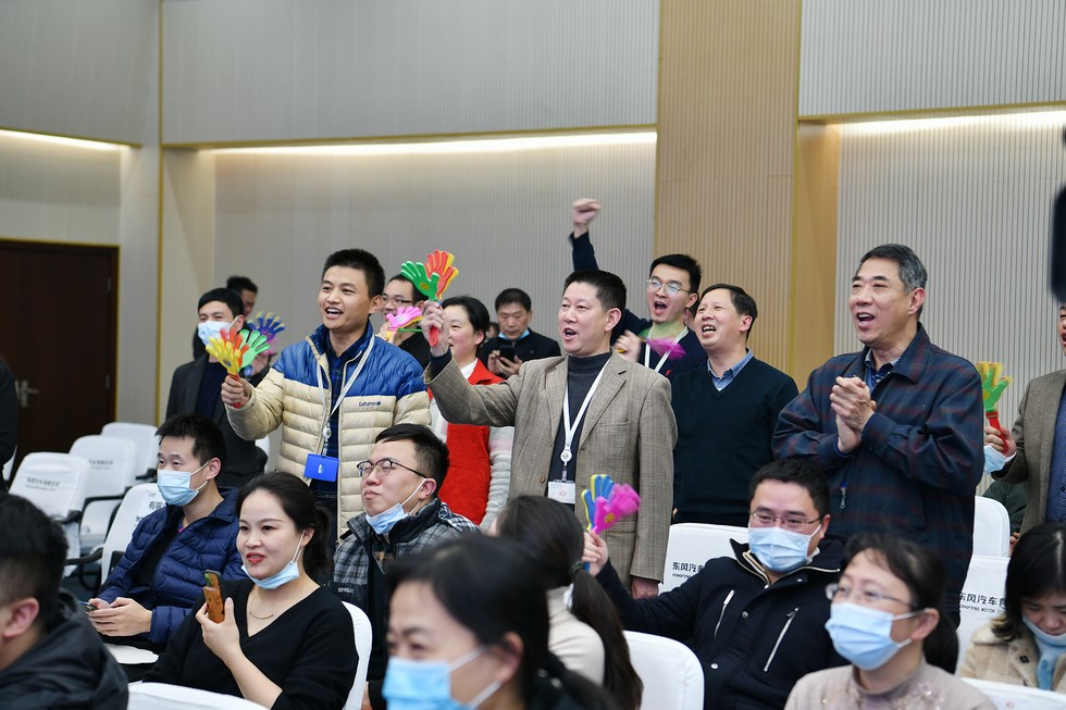 東風有限舉行“倍受信賴”企業(yè)文化2.0知識大賽