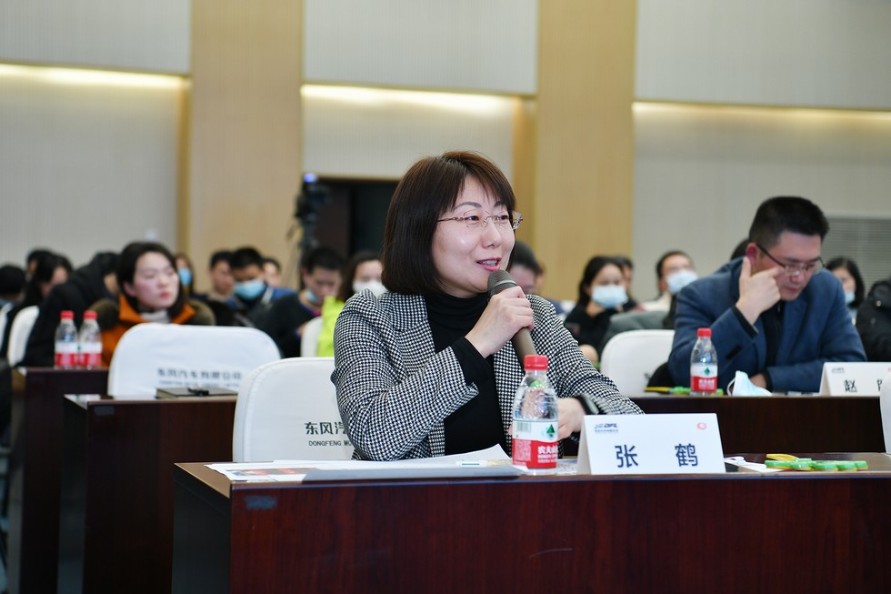 東風有限舉行“倍受信賴”企業(yè)文化2.0知識大賽