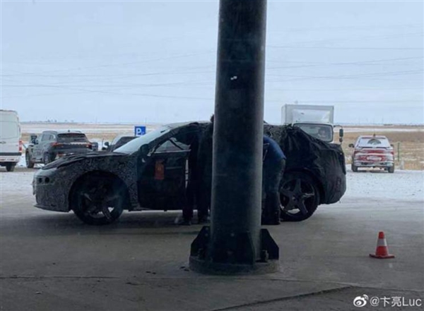 領(lǐng)克全新旗艦電動(dòng)轎車曝光：續(xù)航達(dá)700KM軸距近3米