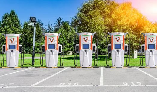 日本推出世界上最先進的超快速電動汽車充電器
