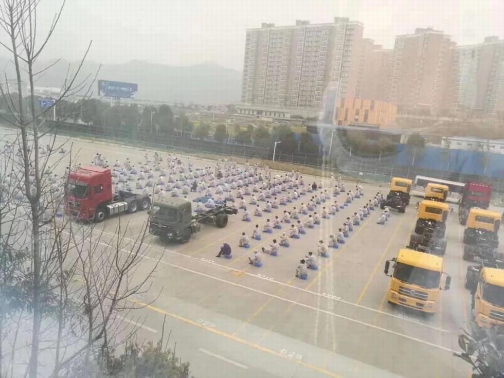 這張吃飯照，刷爆了東風(fēng)人的朋友圈！