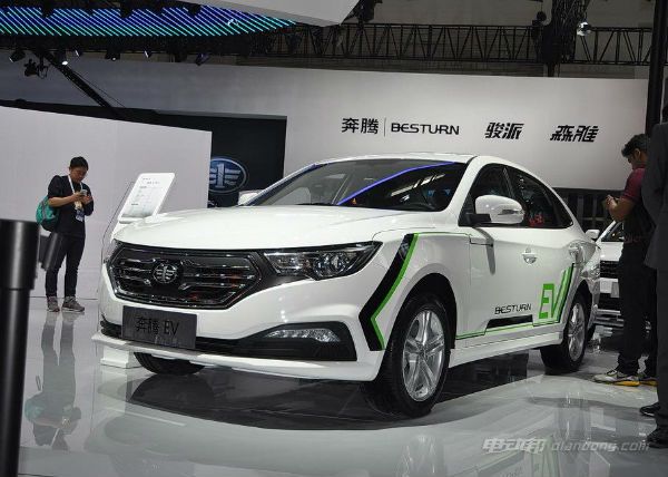 電動汽車奔騰充電多少錢一度？奔騰B30EV汽車介紹