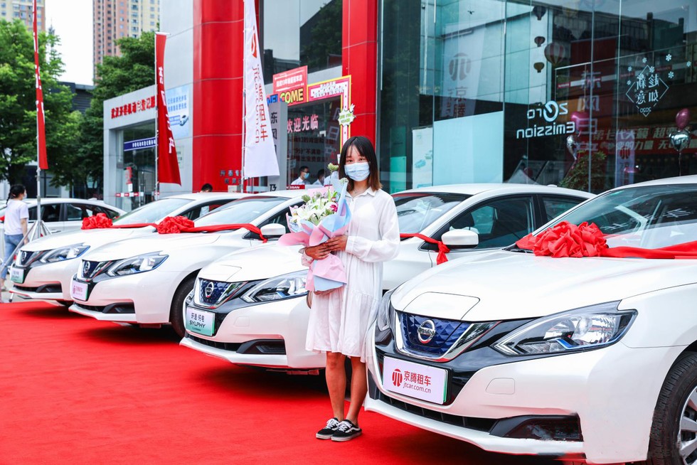 “520” 東風日產關愛抗疫醫護出行