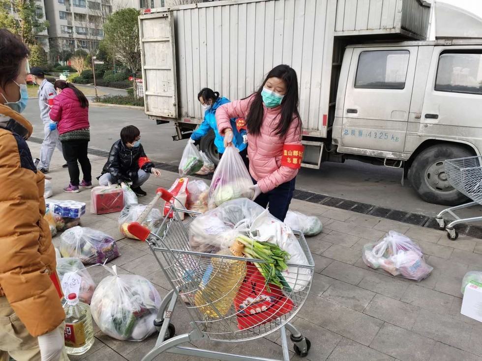 她們，在抗疫戰場綻放別樣芳華