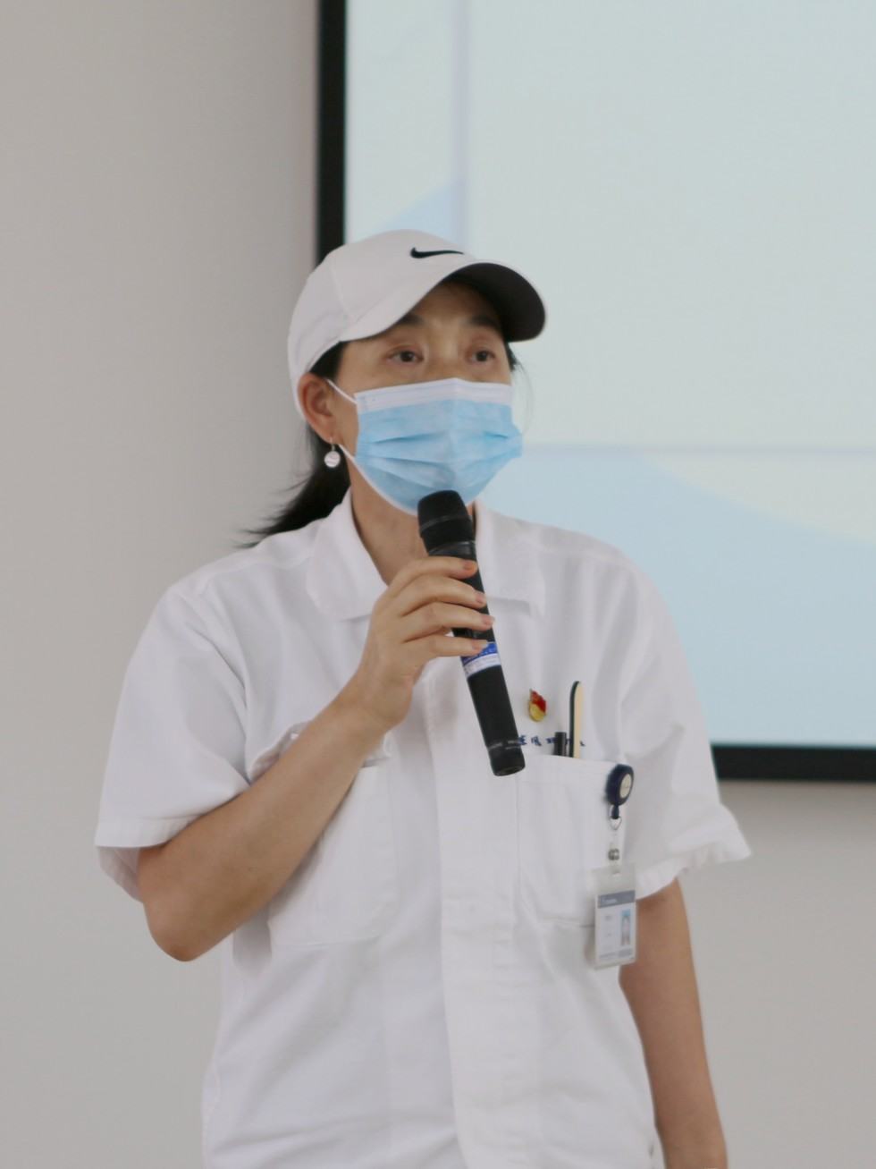 她們，在抗疫戰場綻放別樣芳華
