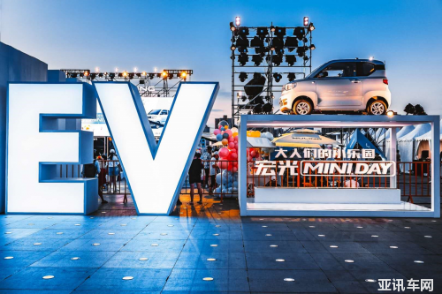 堪稱人民的代步車，宏光MINIEV微型電動汽車來了！