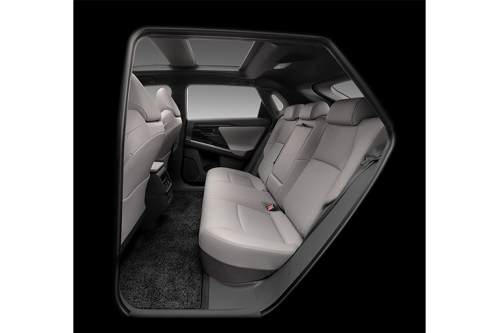 TOYOTA bZ純電動專屬系列首款車型bZ4X揭開神秘面紗，盡顯別樣自由