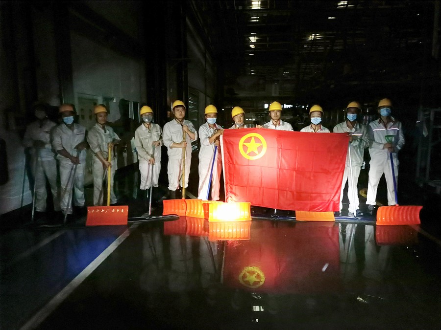 東風(fēng)日產(chǎn)鄭州工廠基層黨組織和廣大黨員守土有責(zé)戰(zhàn)大汛