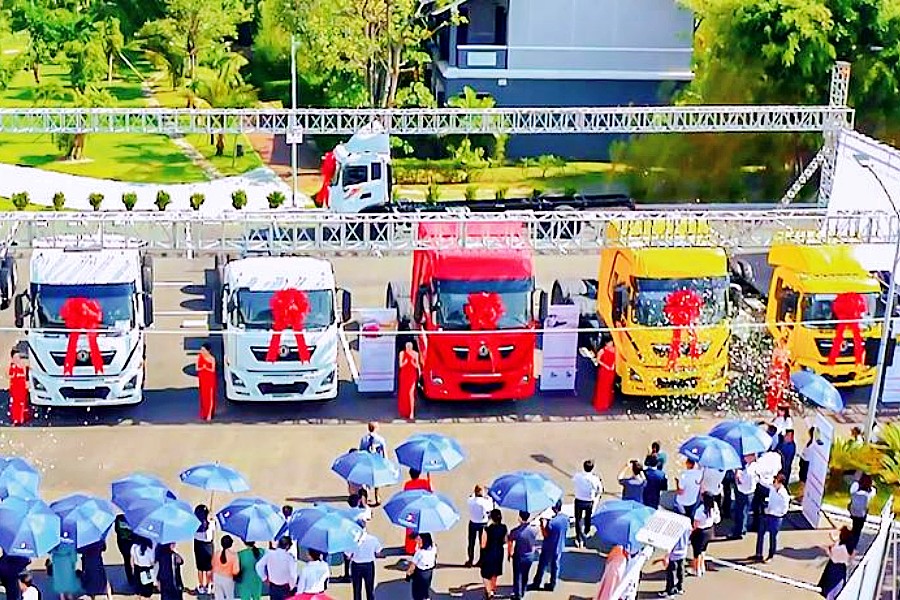 東風卡車新品越南上市