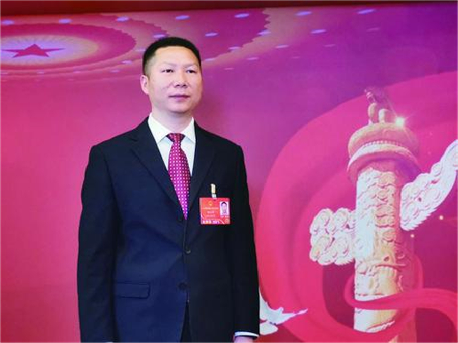 在履職盡責(zé)中成長