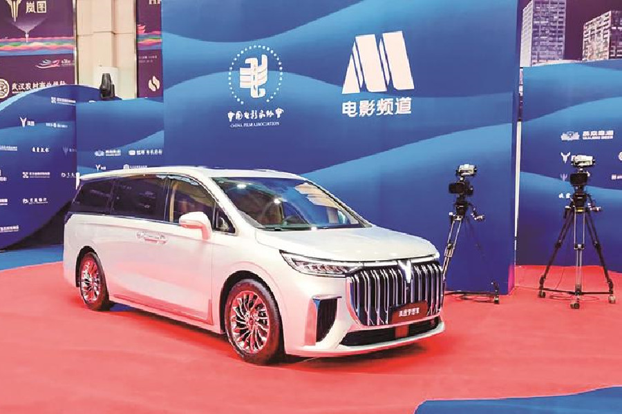 嵐圖汽車牽手大眾電影百花獎