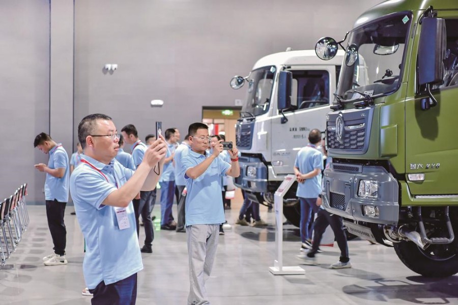 東風(fēng)商用車(chē)民用越野車(chē)新品發(fā)布
