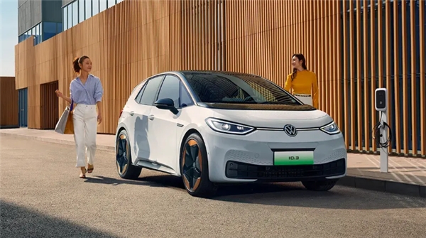 上汽大眾純電動(dòng)汽車ID.3,7月訂單過萬(wàn),硬核實(shí)力誰(shuí)能拒絕?